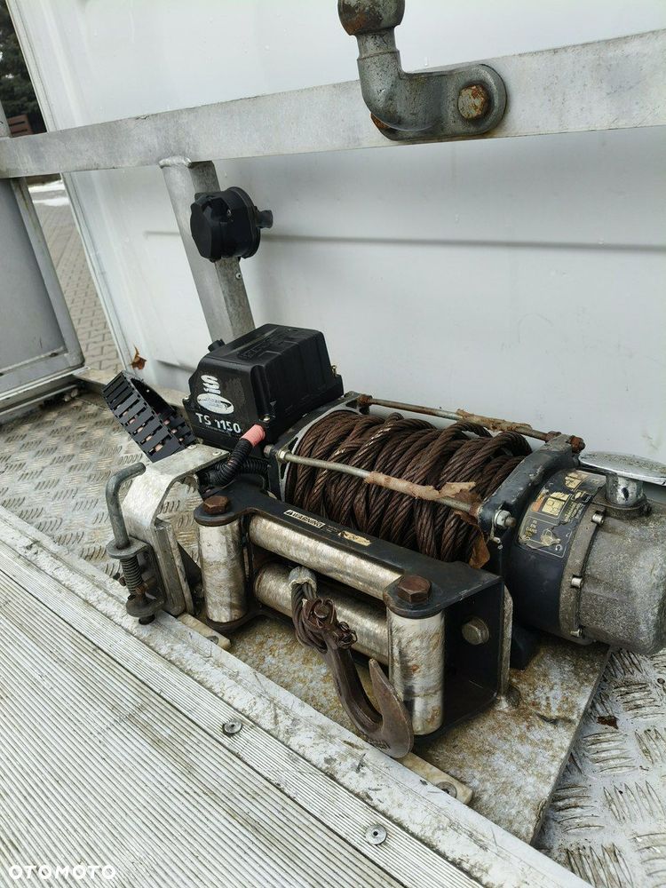 Mercedes-Benz Sprinter - 23