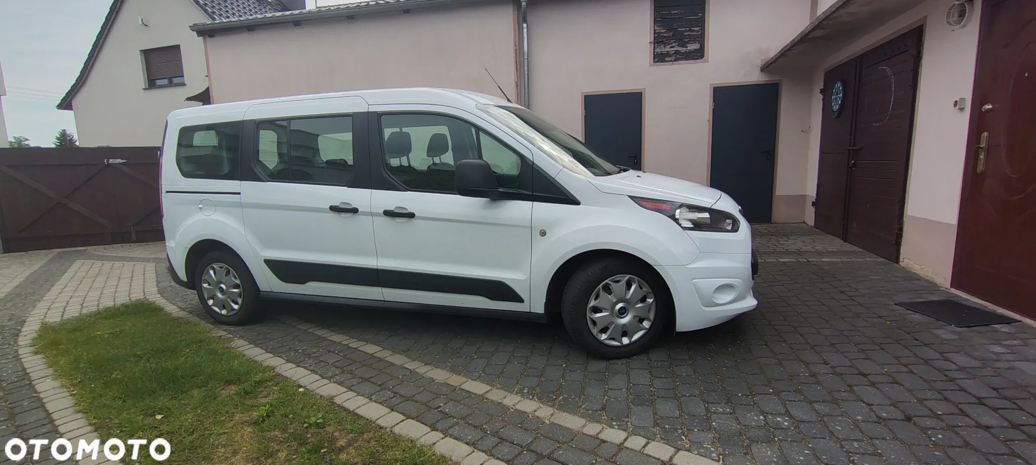 Ford Transit Connect - 10