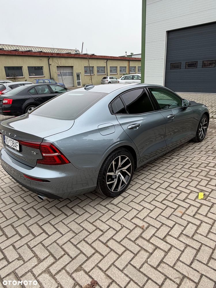 Volvo S60 T6 AWD Momentum Pro - 3
