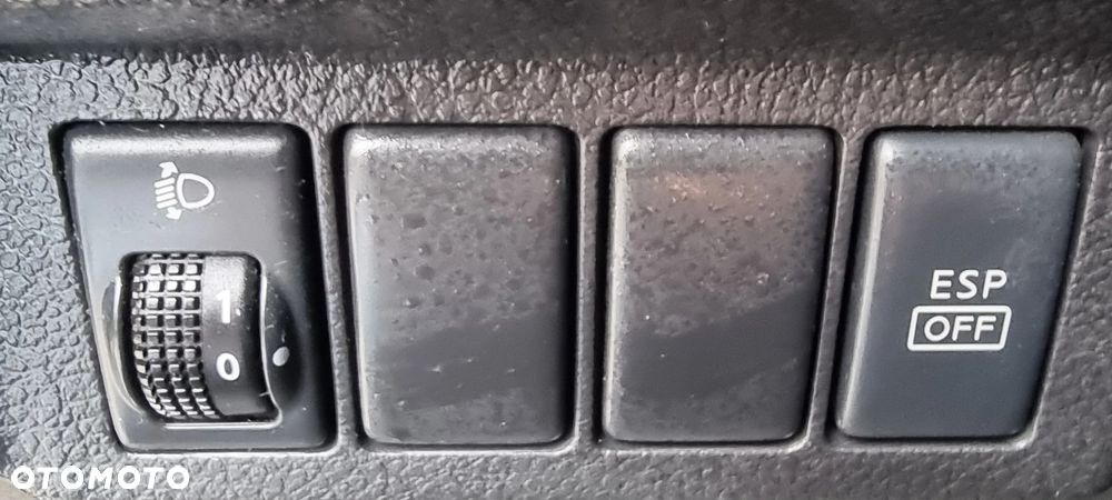 Nissan X-Trail - 15