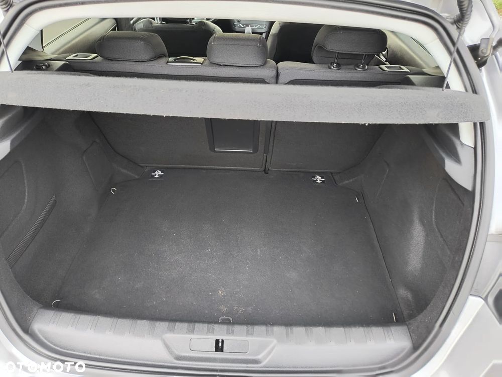 Peugeot 308 - 15
