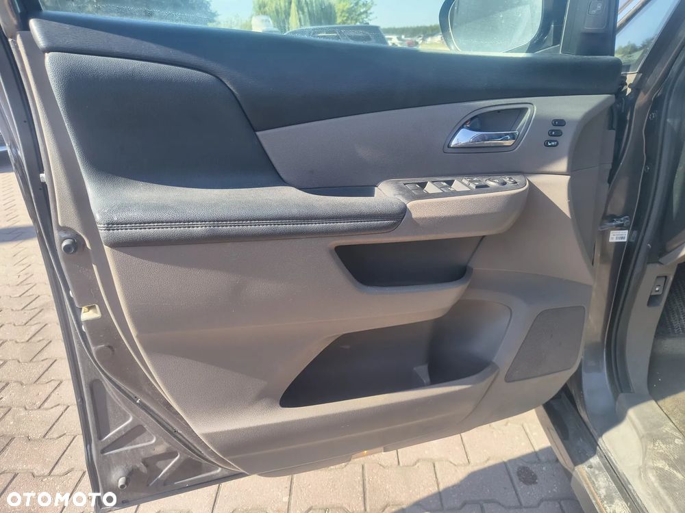 Honda Odyssey - 12