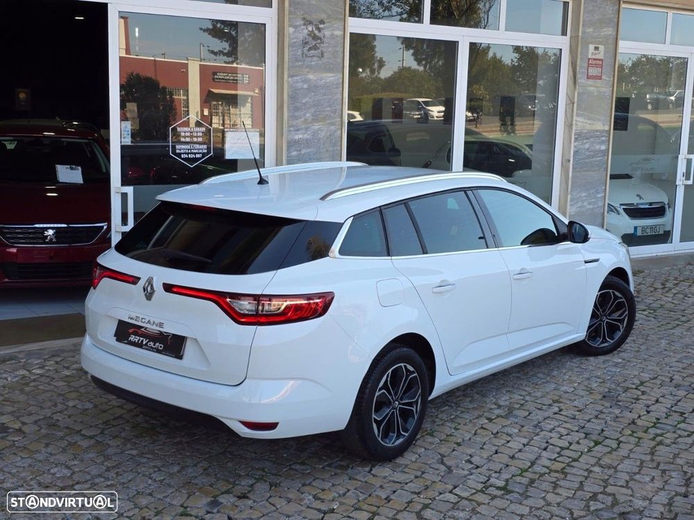 Renault Mégane Sport Tourer 1.5 dCi Intens - 2