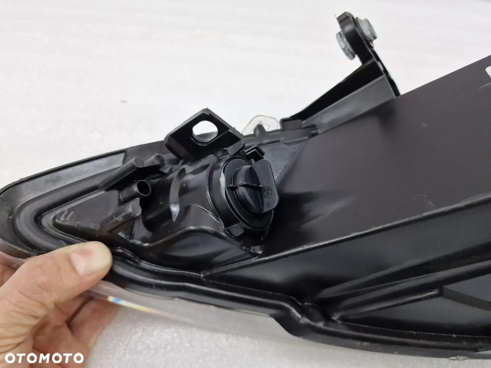 FORD KA II MK2 08- PRAWA LAMPA PRZEDNIA PRZÓD , NR 51793413 / 45940999 , NR AUKCJI LA147/2 - 20
