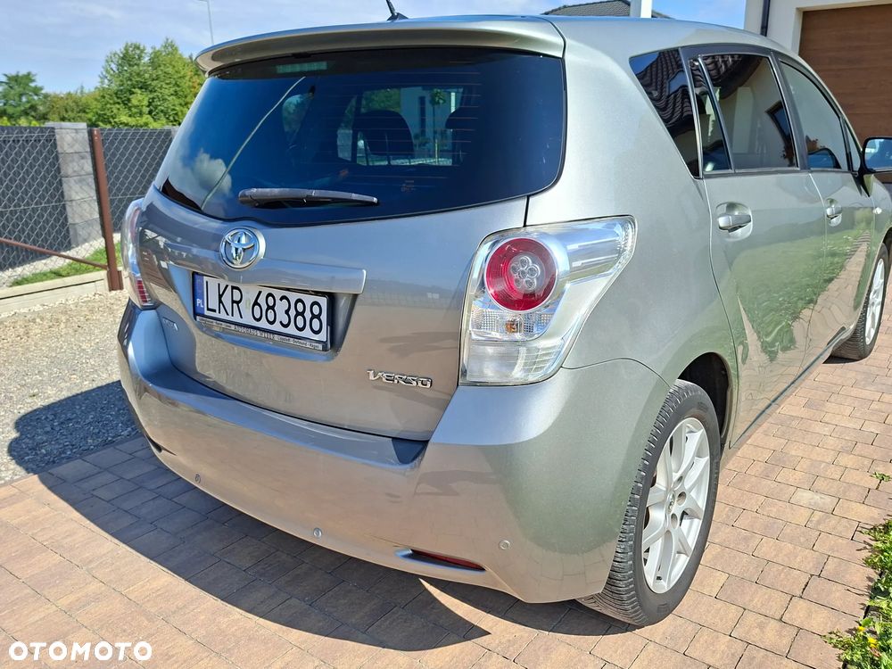 Toyota Verso 1.6 Sol EU5 - 5