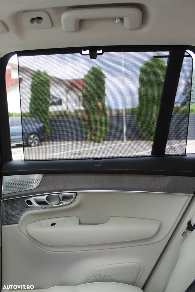 Volvo XC 90 T8 AWD Ultra Dark - 30