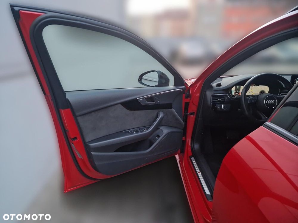 Audi A4 Avant - 11