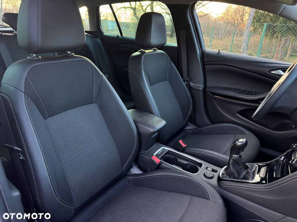 Opel Astra 1.4 Turbo Innovation - 20