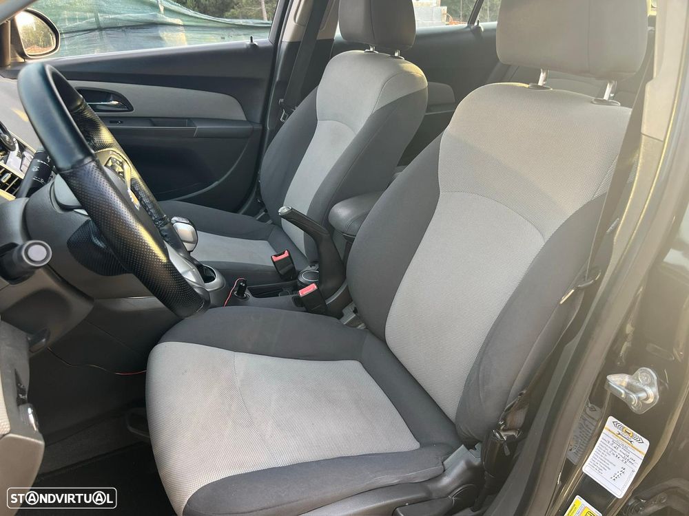 Chevrolet Cruze 2.0 LT - 14