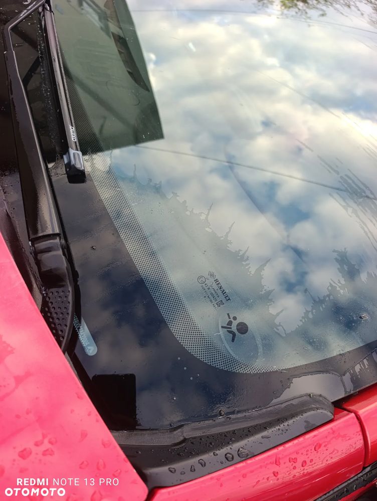 Renault Clio - 30