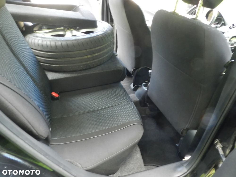 Mazda 2 - 11