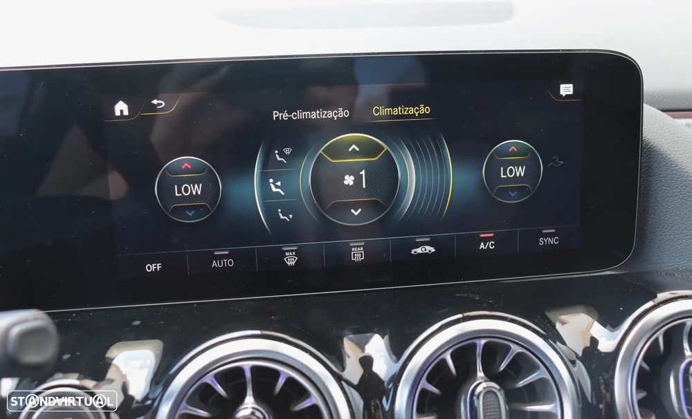 Mercedes-Benz GLA 250 - 21