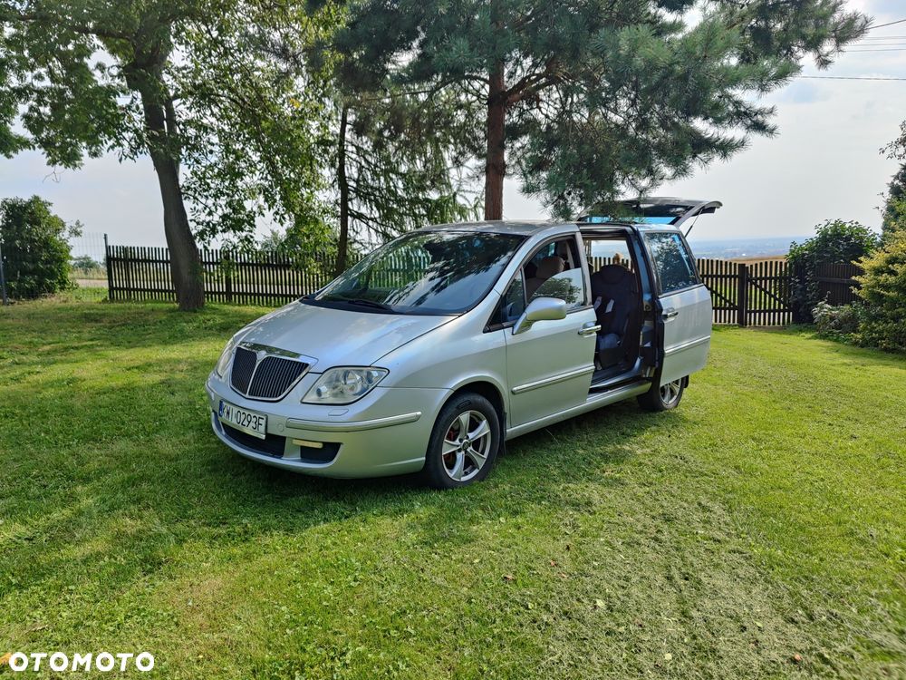 Lancia Phedra - 1