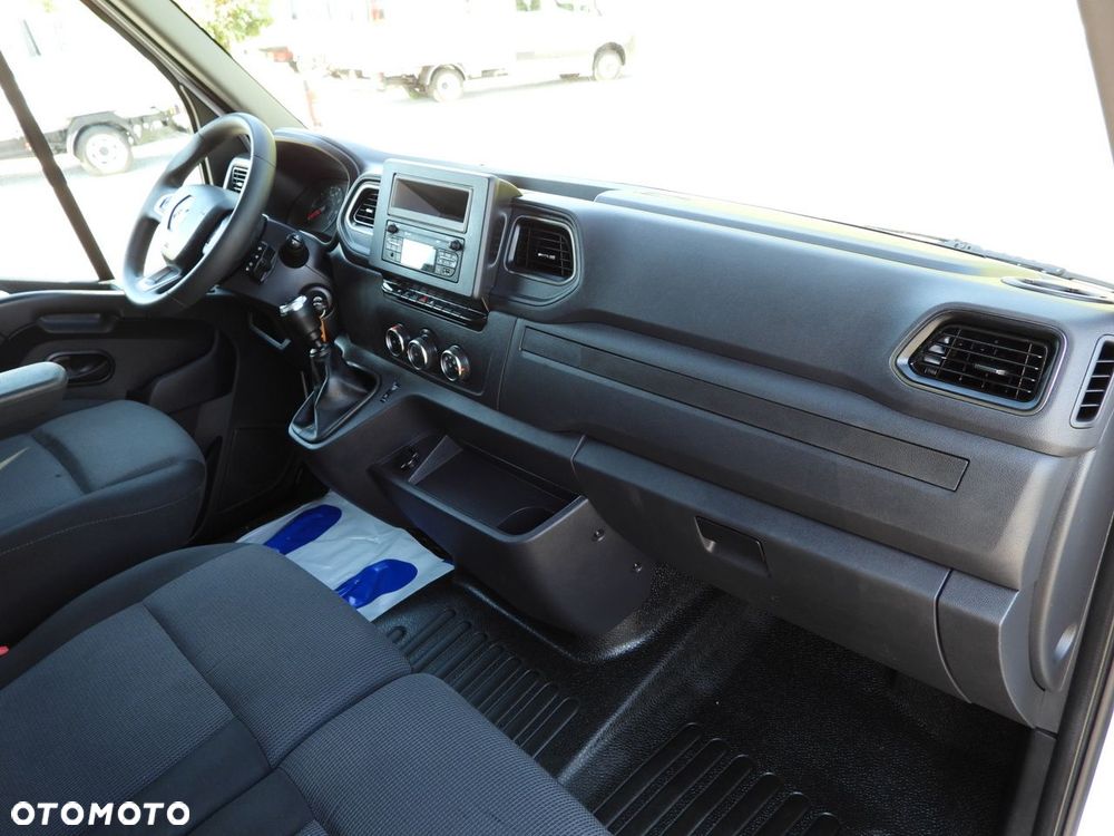 Renault MASTER PLANDEKA 10 PALET WEBASTO TEMPOMAT LEDY KLIMATYZACJA  165KM - 38