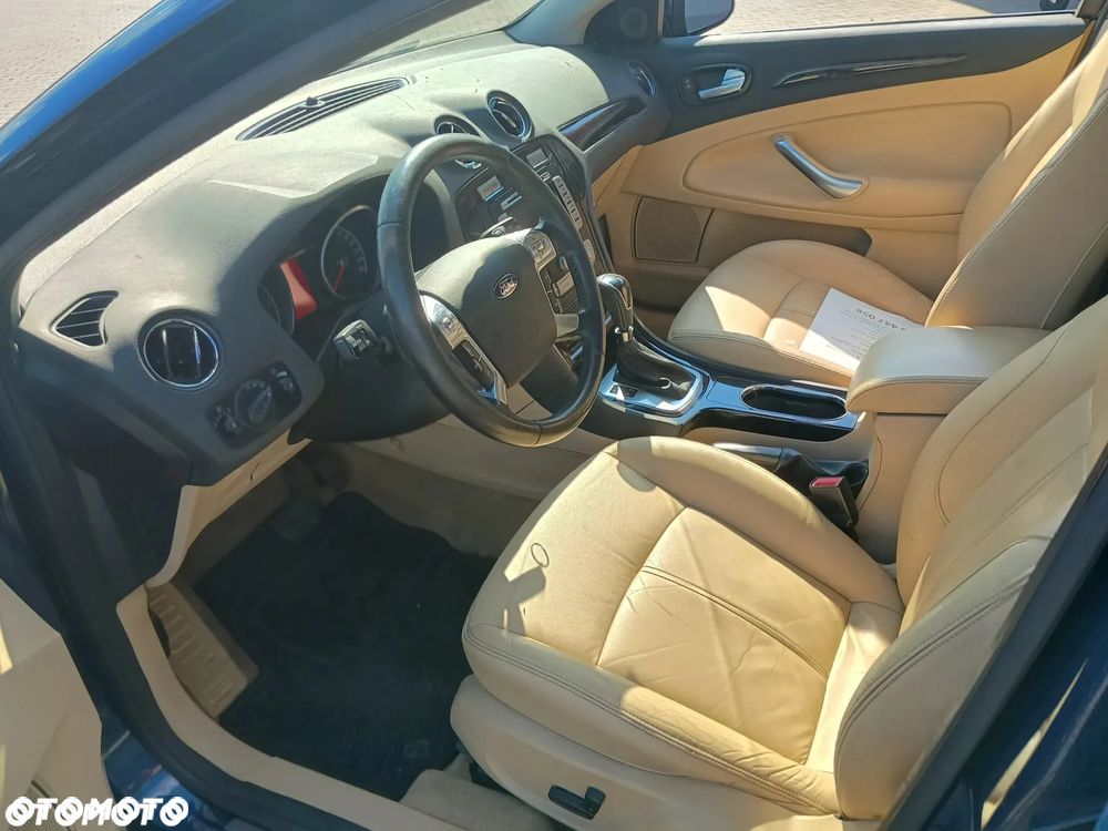 Ford Mondeo 2.0 TDCi Ghia - 10