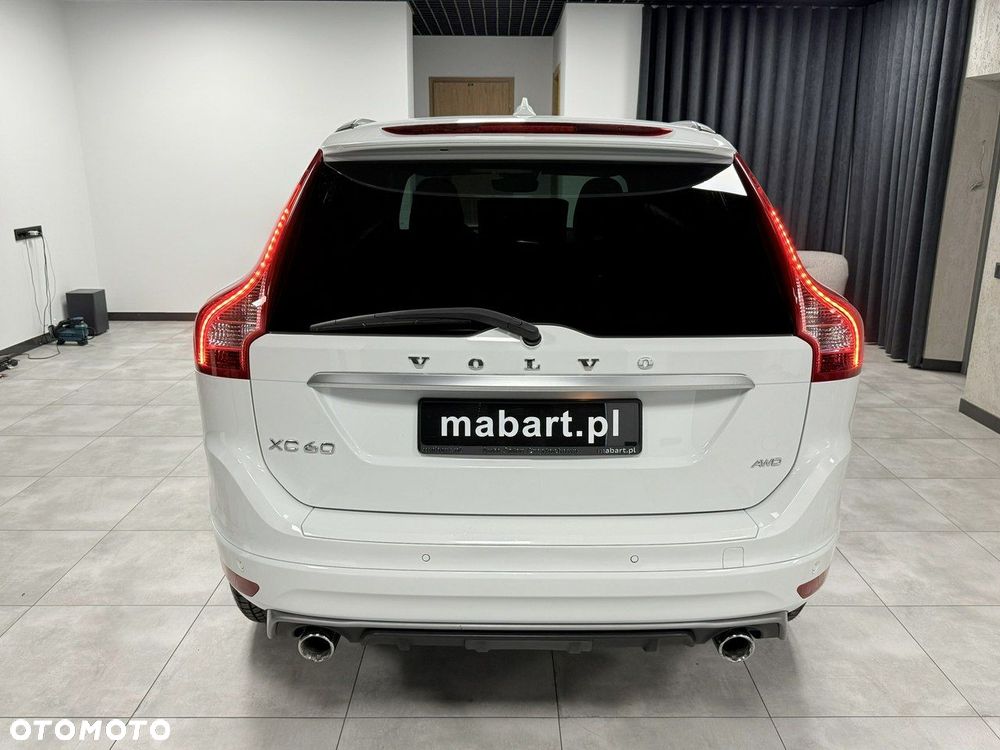 Volvo XC 60 D4 AWD Momentum - 5