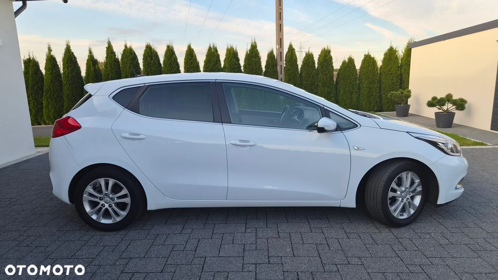 Kia Ceed 1.6 GDI Platinum Edition - 27