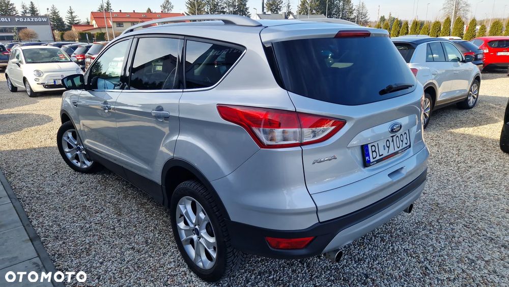 Ford Kuga 1.5 EcoBoost 4x4 Titanium - 4