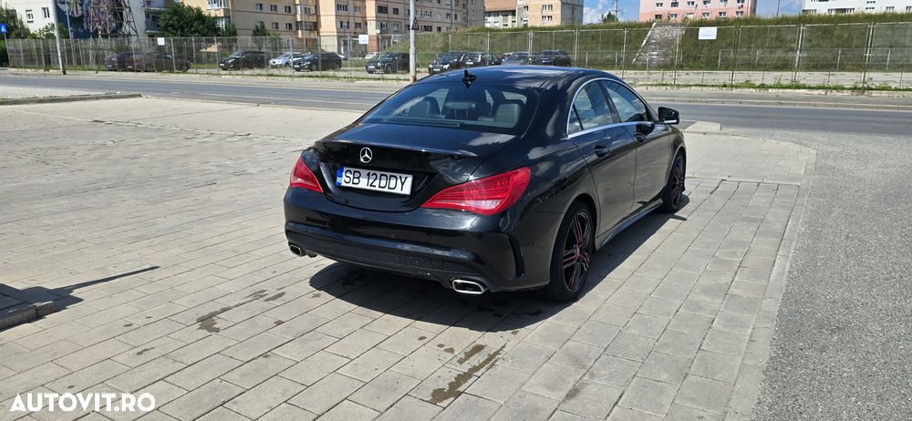 Mercedes-Benz CLA 180 7G-DCT AMG Line - 3
