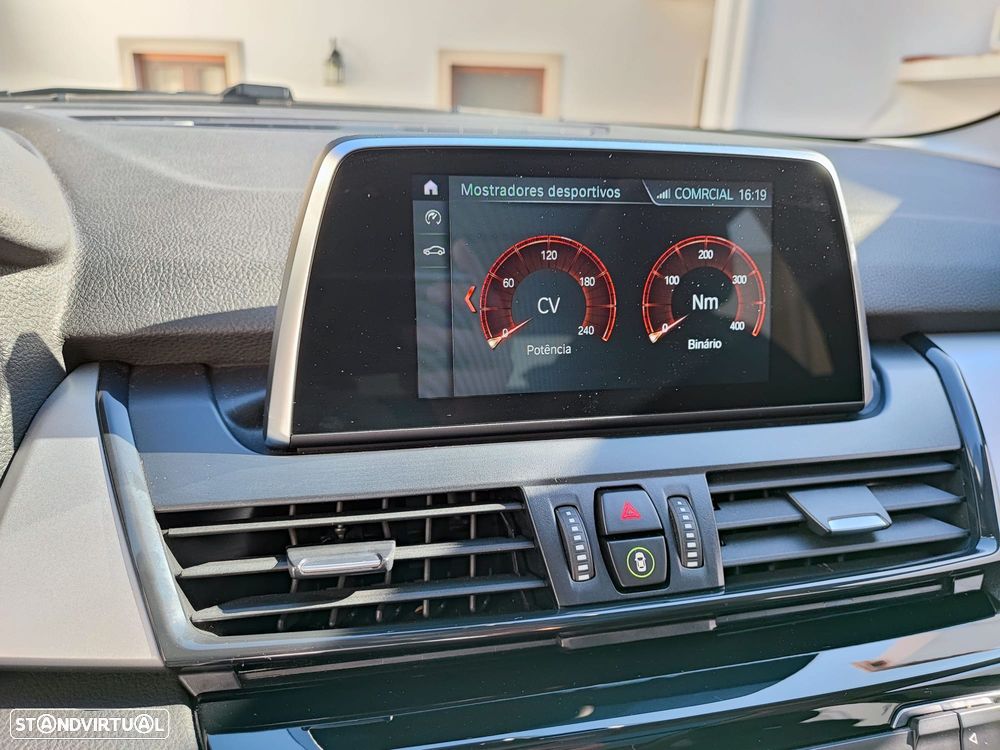 BMW 225xe Active Tourer - 6