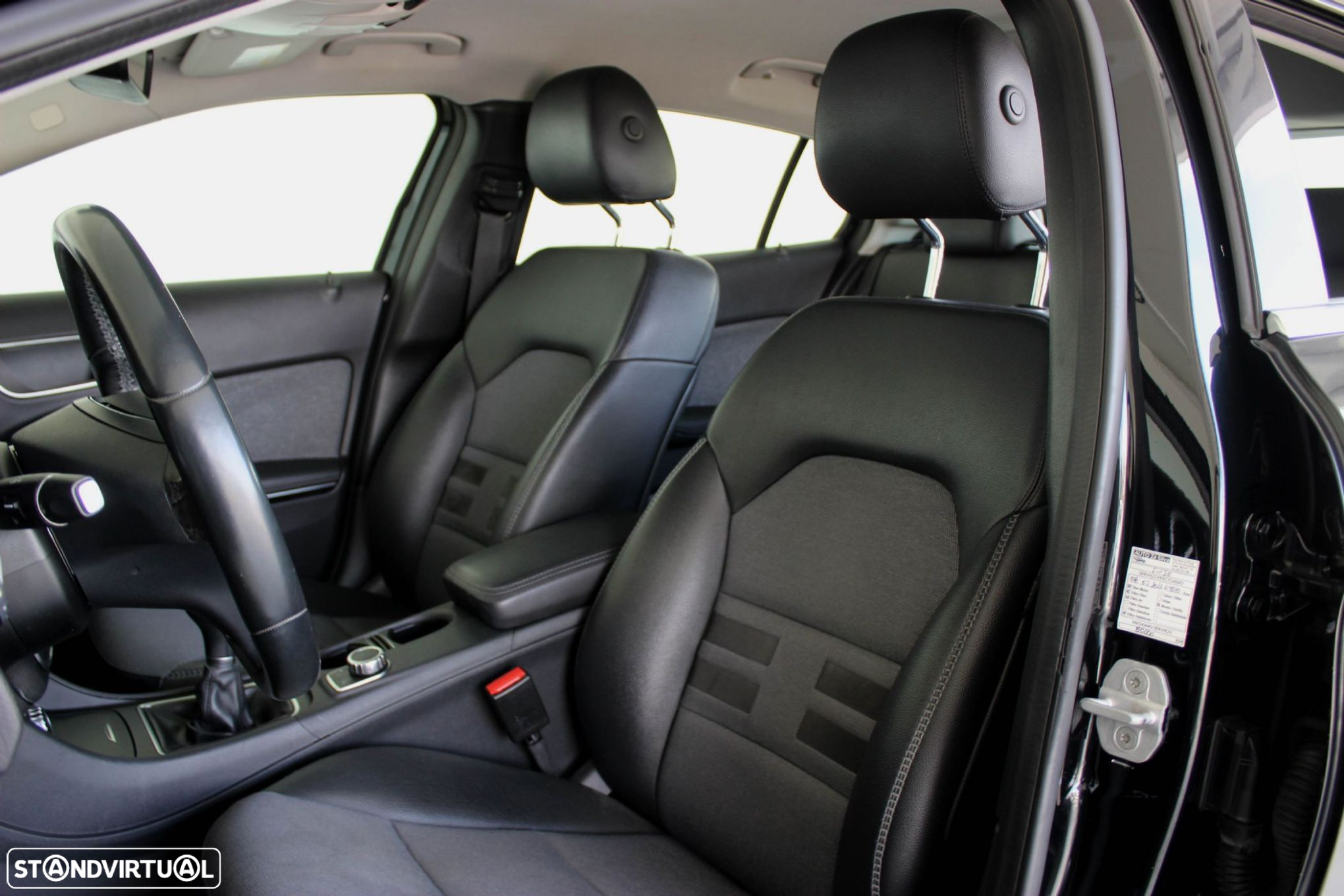 Mercedes-Benz GLA 180 CDi - 15