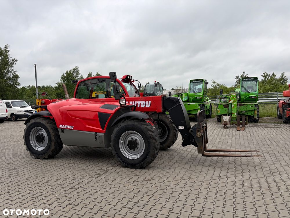 Manitou MT 835 Ładowarka teleskopowa 8 m - 6