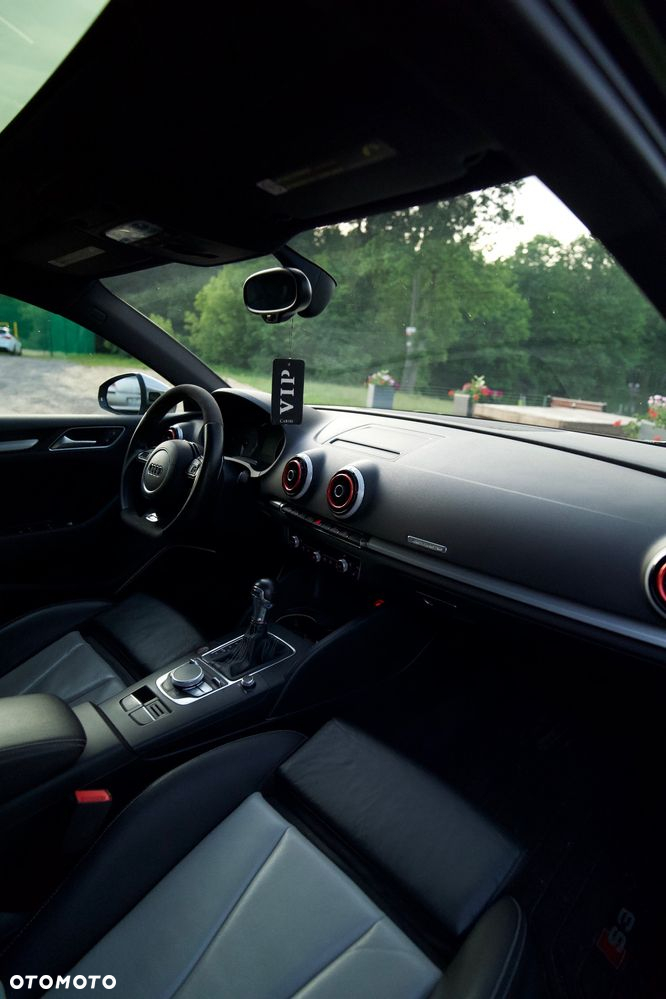 Audi S3 2.0 TFSI Quattro S tronic - 27