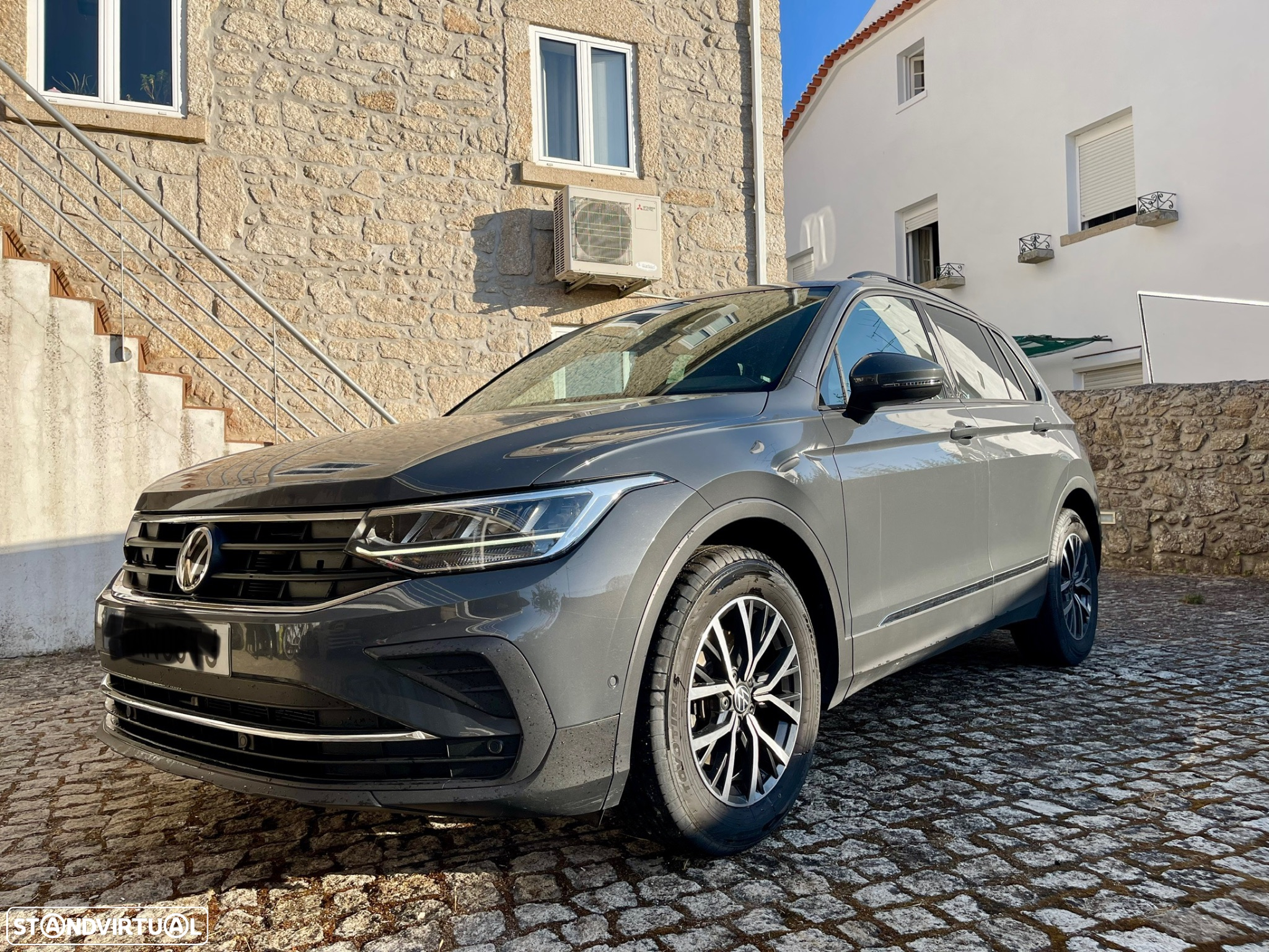 VW Tiguan 2.0 TDI Life - 2