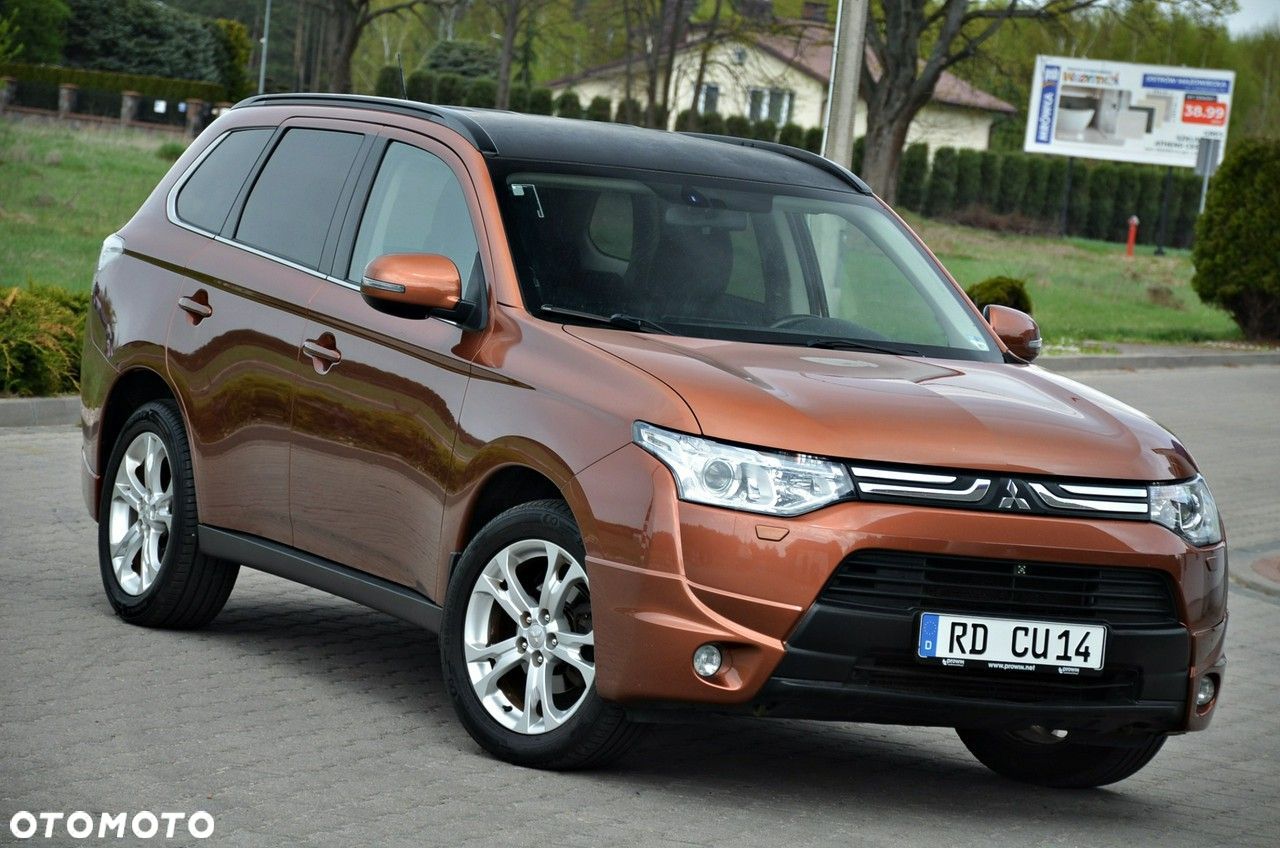 Mitsubishi Outlander - 1