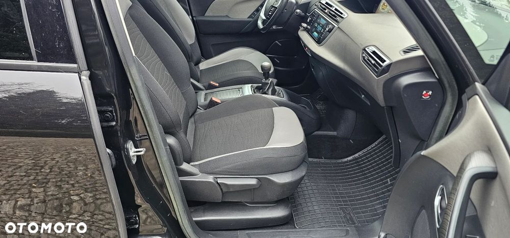 Citroën C4 Grand Picasso - 10
