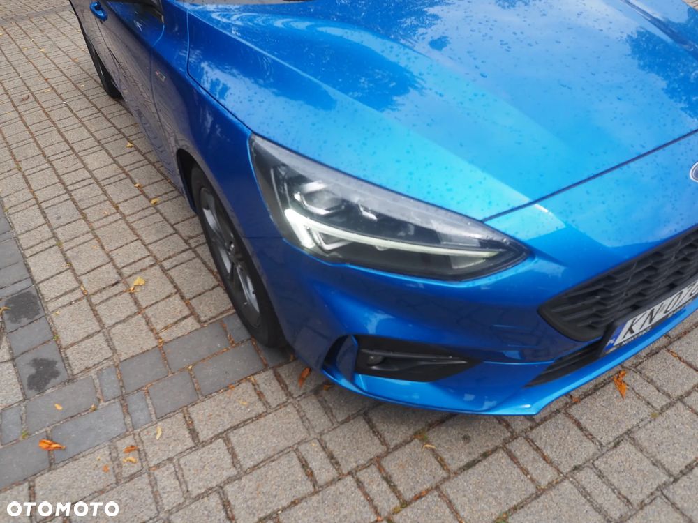 Ford Focus 1.0 EcoBoost mHEV ST-Line X - 14