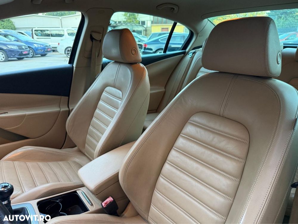 Volkswagen Passat - 7