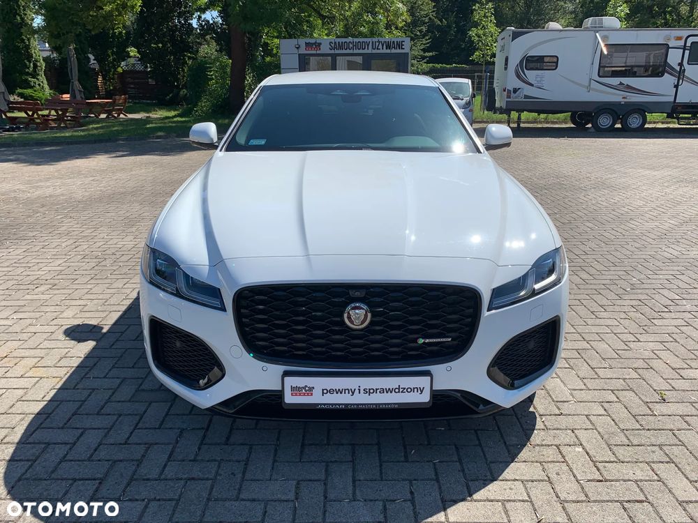 Jaguar XF 2.0 P250 R-Dynamic SE - 4