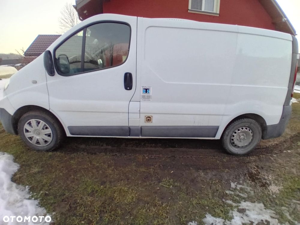 Renault TRAFIC - 7