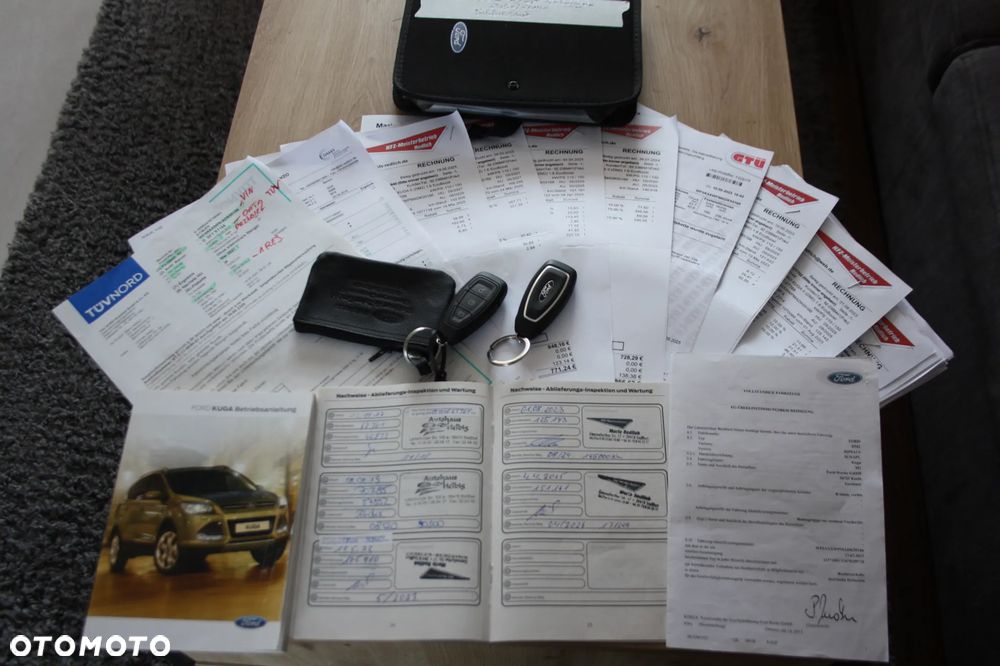 Ford Kuga 1.6 EcoBoost 2x4 Titanium - 35