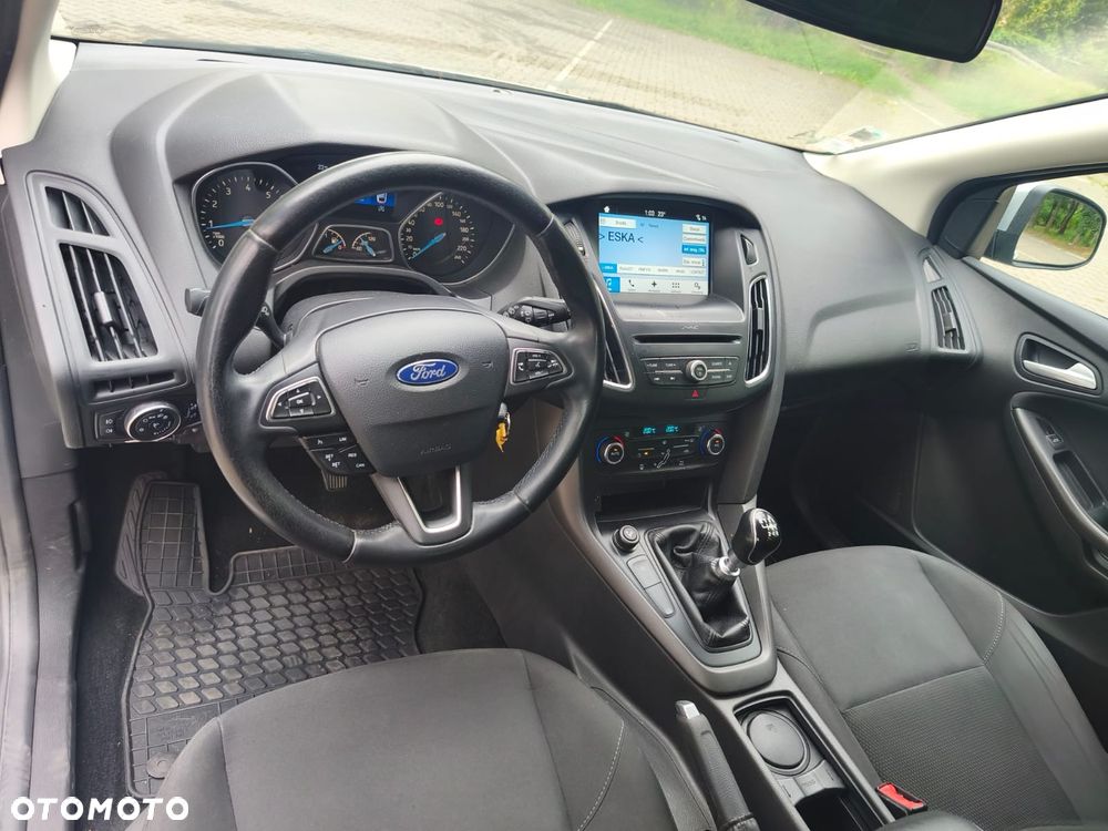 Ford Focus - 10