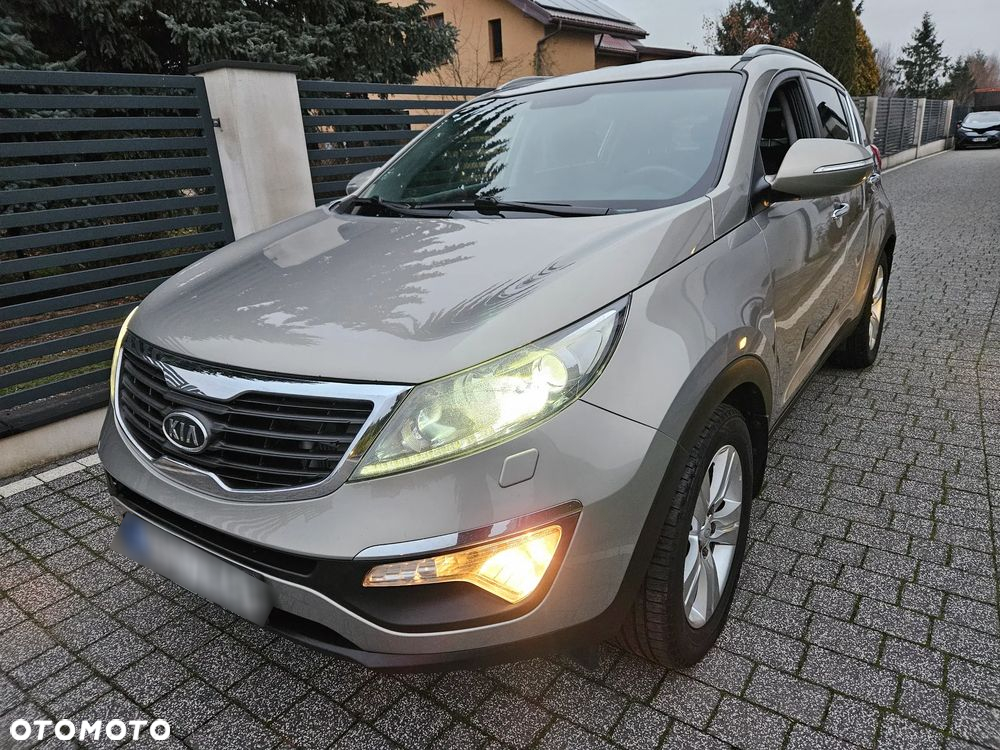 Kia Sportage 1.7 CRDI 2WD Dream-Team Edition - 2