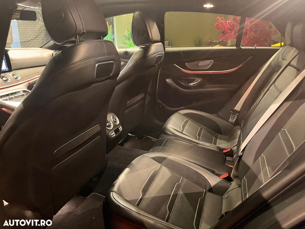 Mercedes-Benz AMG GT - 34