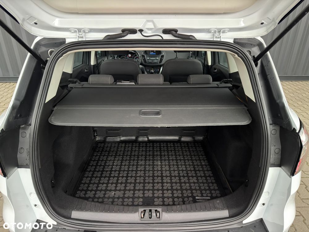 Ford Kuga 1.5 EcoBoost FWD Trend - 36