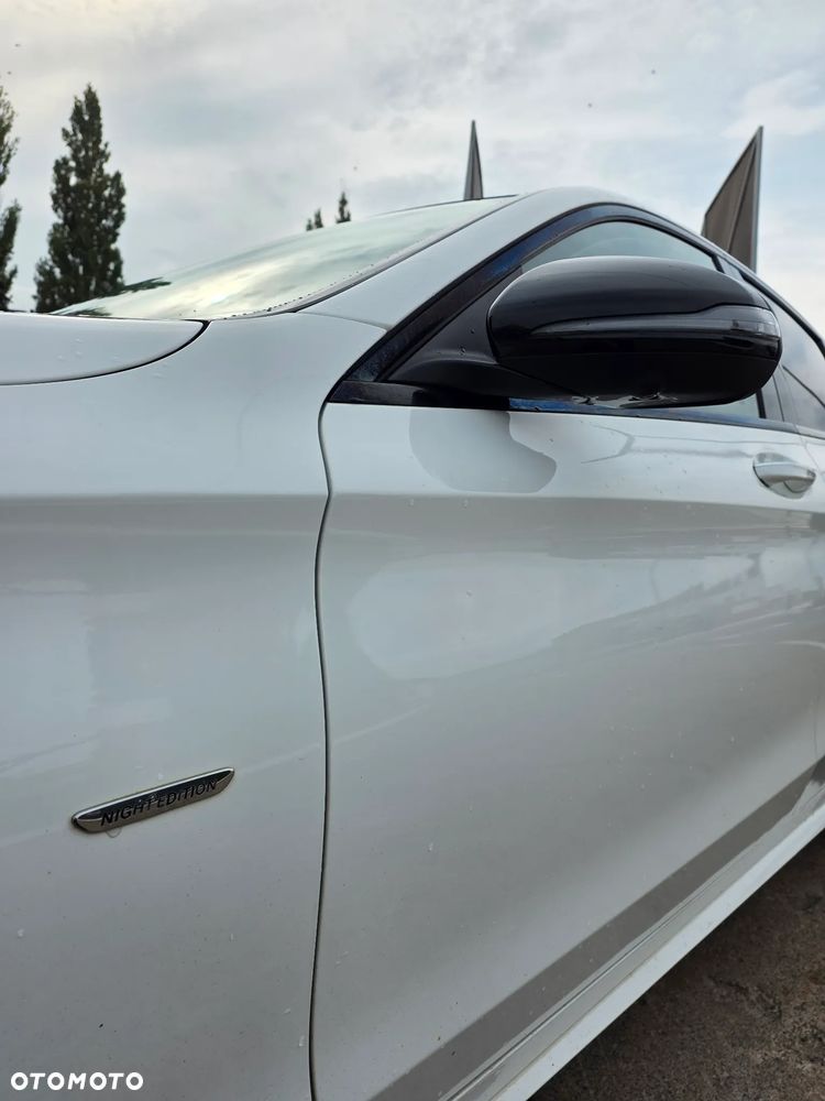 Mercedes-Benz Klasa C 220 d 4MATIC 9G-TRONIC - 9