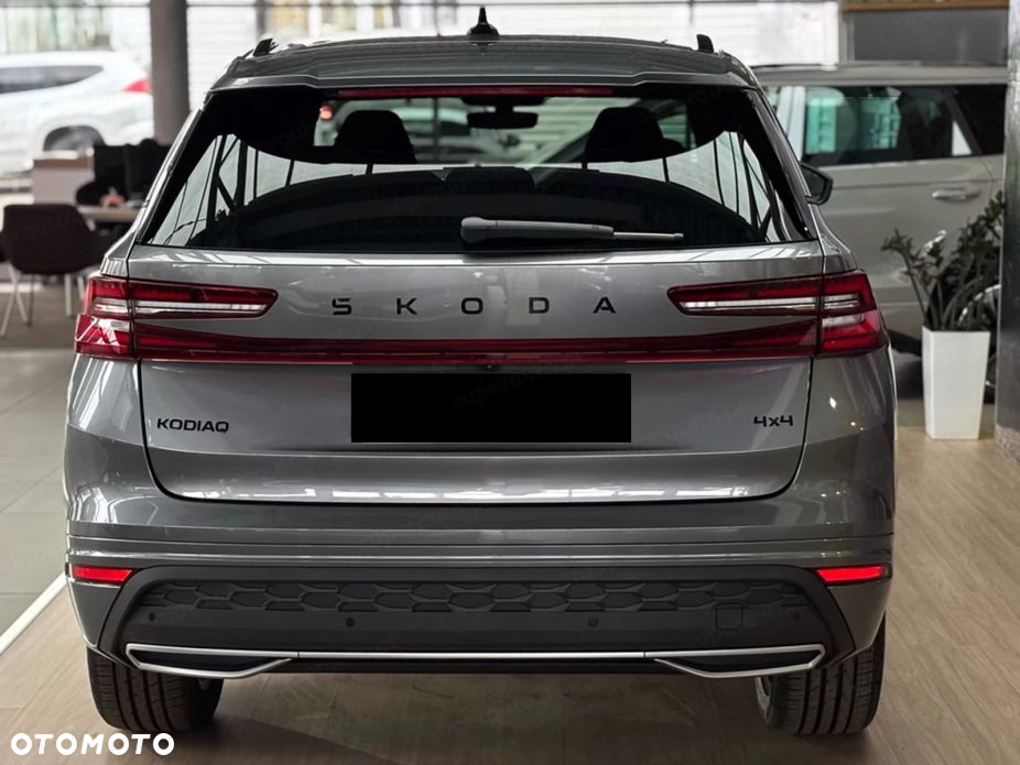 Skoda Kodiaq 2.0 TSI 4x4 Sportline DSG - 4