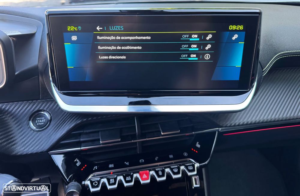 Peugeot e-2008 50 kWh GT - 27