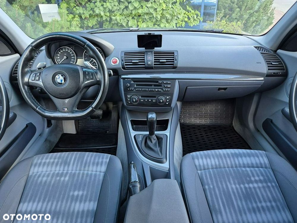 BMW Seria 1 130i - 5