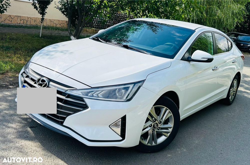 Hyundai Elantra 1.6 MPi Comfort - 1