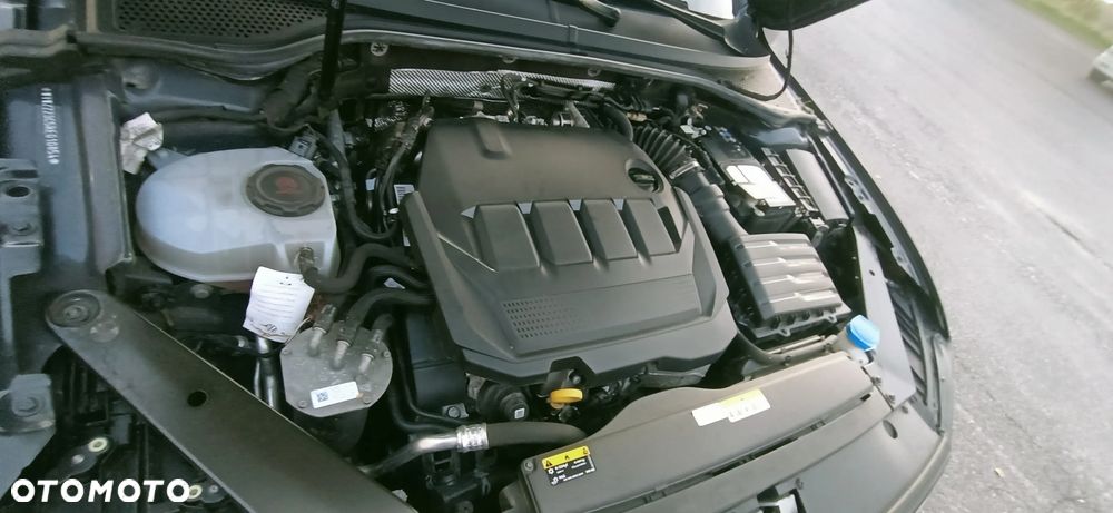 Volkswagen Passat - 26
