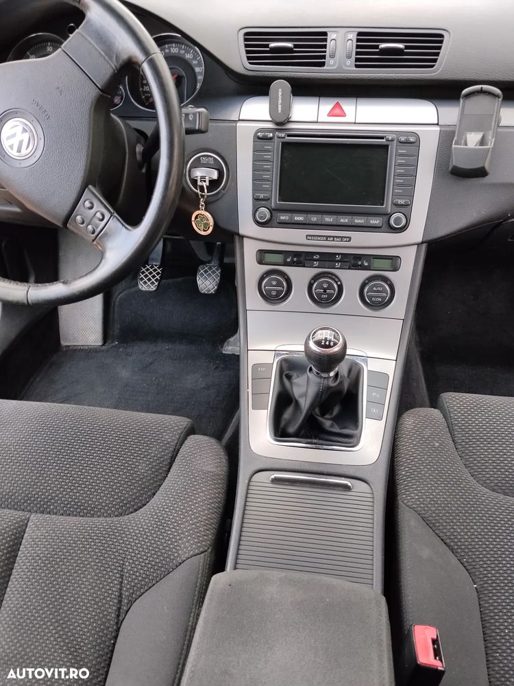 Volkswagen Passat 2.0 TDI DPF Highline - 6