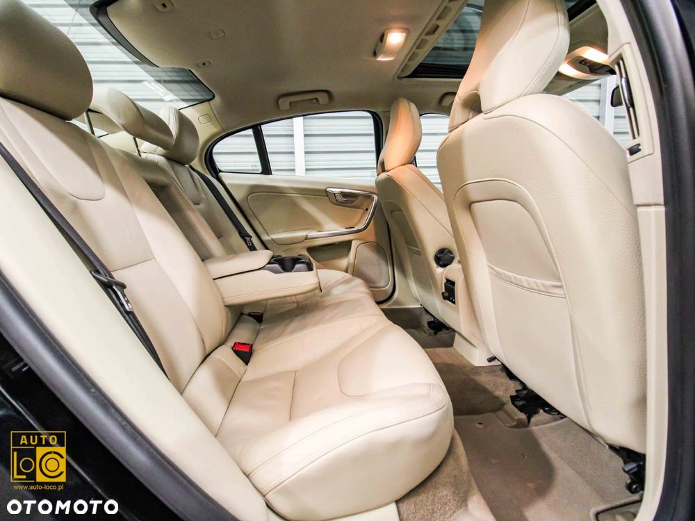 Volvo S60 2.5 T5 - 11