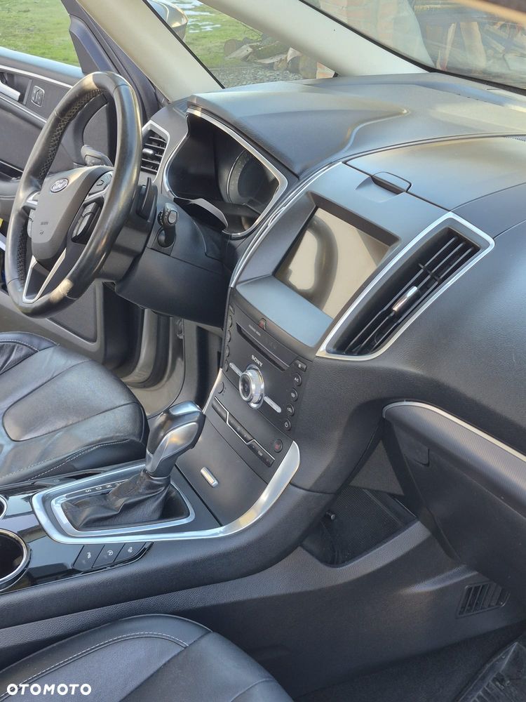Ford S-Max - 25