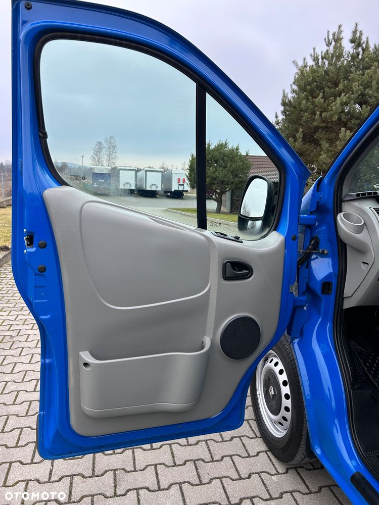 Renault Trafic - 15