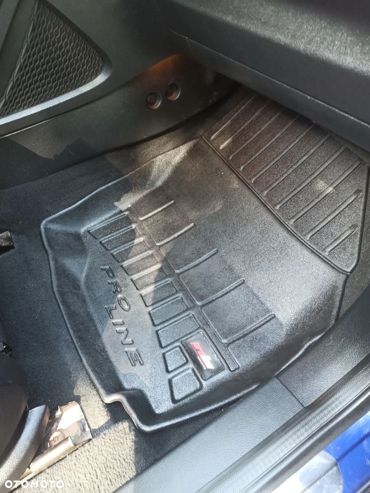 Ford S-Max 2.0 TDCi DPF Titanium MPS6 - 36